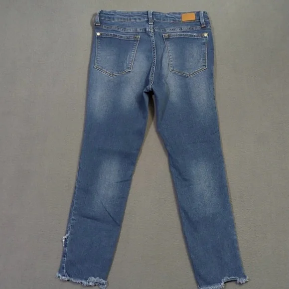 Judy Blue Jeans Women's 30 Blue Skinny Fit Denim Tulip Hems - Picture 2 of 11